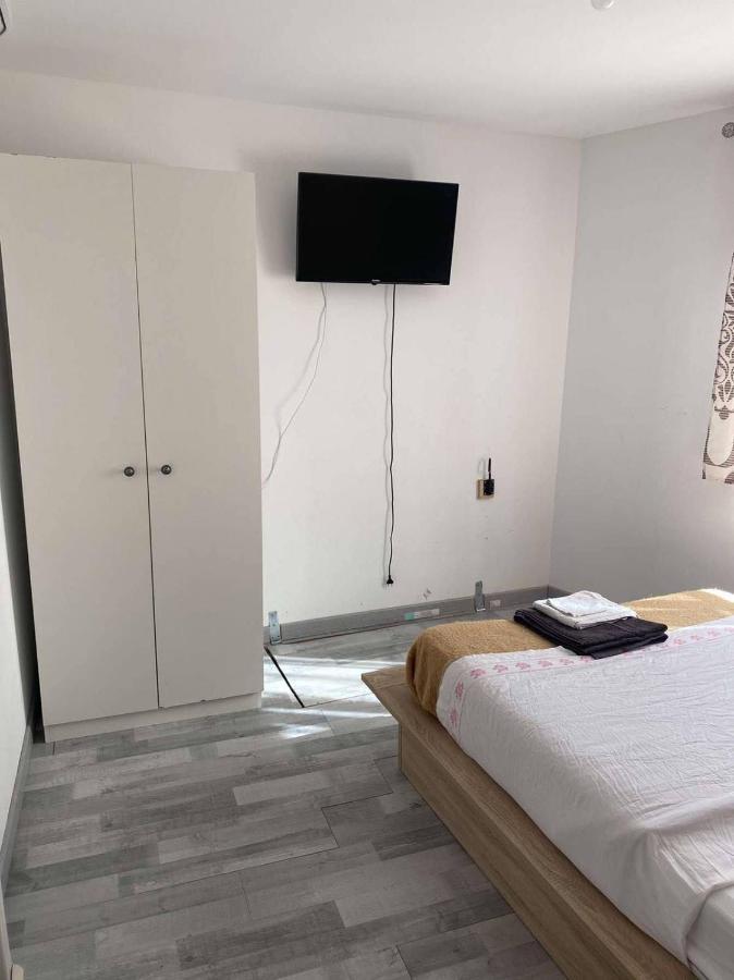Maison Cosy Centre De 尼姆 外观 照片